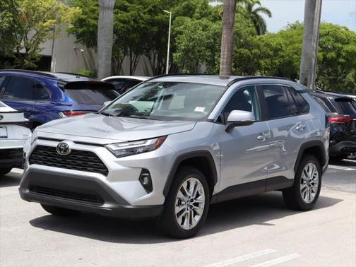 2023 Toyota RAV4 XLE Premium
