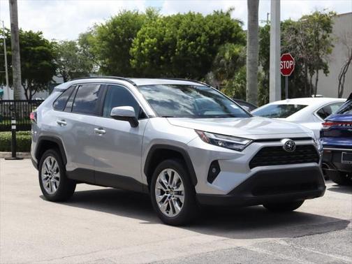 2023 Toyota RAV4 XLE Premium