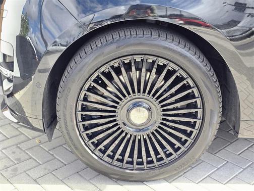 2023 Land Rover Range Rover Sport SE