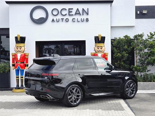 2023 Land Rover Range Rover Sport SE