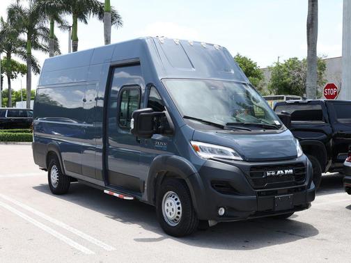 Bright White Clearcoat 2024 RAM ProMaster 3500 High Roof