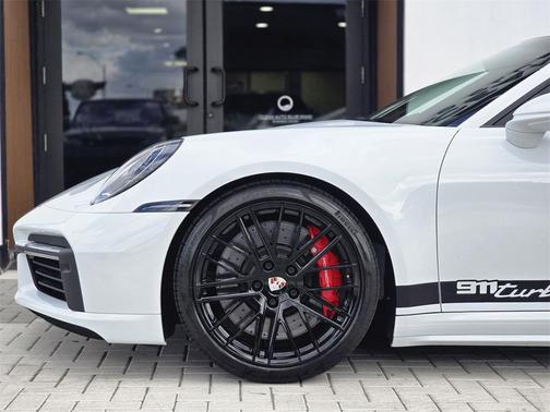 2021 Porsche 911 Turbo