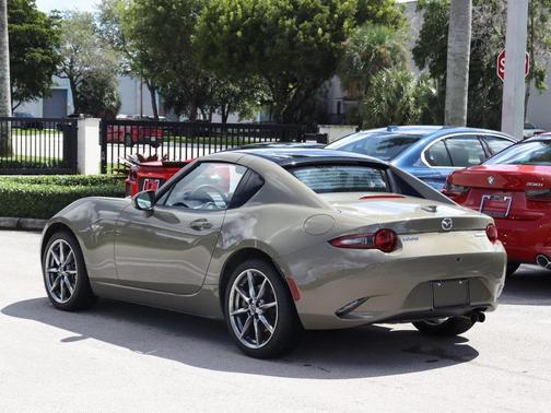 2023 Mazda MX-5 Miata RF Grand Touring