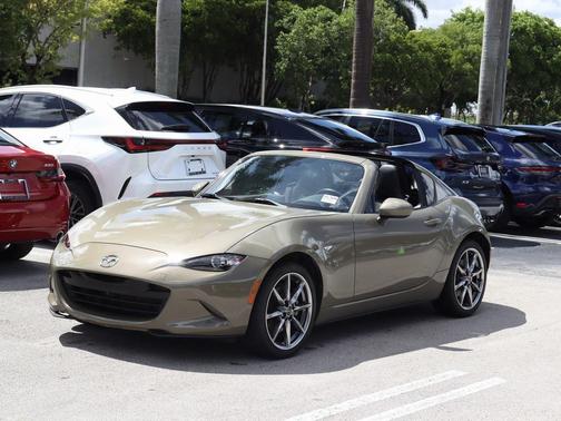 2023 Mazda MX-5 Miata RF Grand Touring