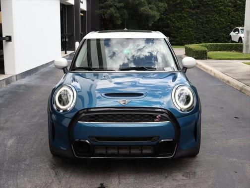 2022 MINI Hardtop Cooper S