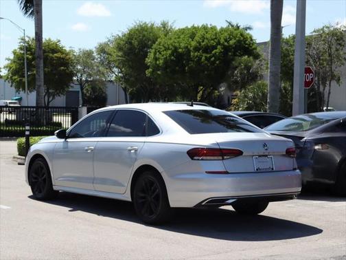 2020 Volkswagen Passat 2.0T SE