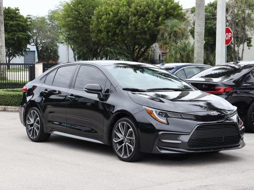2022 Toyota Corolla SE