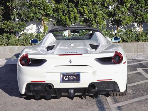 2017 Ferrari 488 Spider Base
