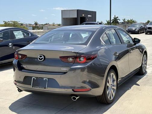 2025 Mazda Mazda3 FWD w/Preferred Package