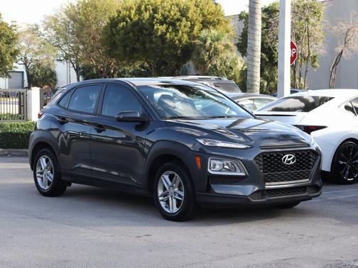 2021 Hyundai KONA SE
