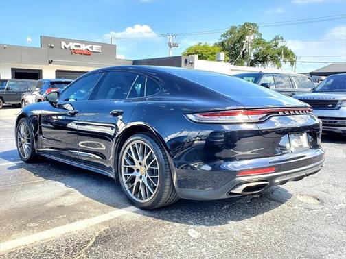 2022 Porsche Panamera 4