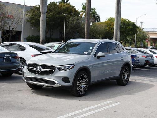 2025 Mercedes-Benz GLC 300 Base