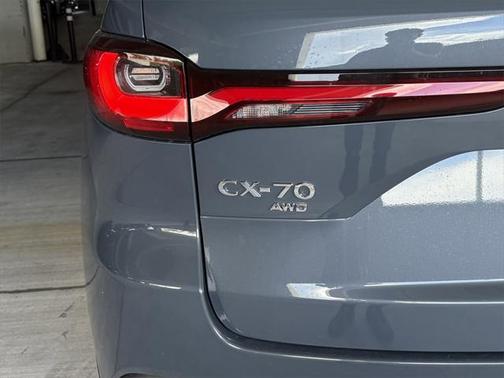 2025 Mazda CX-70 PHEV Premium Package