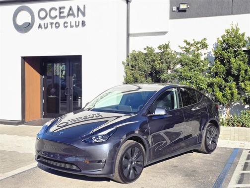 2025 Tesla Model Y Long Range Dual Motor All-Wheel Drive