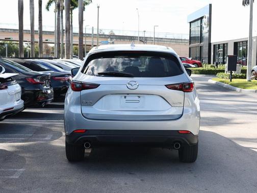 2023 Mazda CX-5 2.5 S Preferred Package