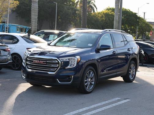 2023 GMC Terrain SLT