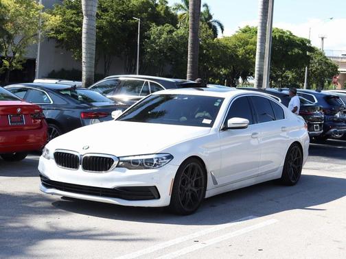 2020 BMW 530 i