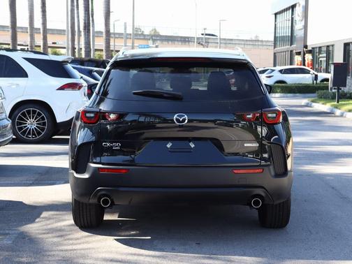2025 Mazda CX-50 2.5 S Preferred Package