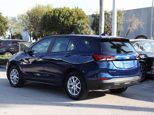 2023 Chevrolet Equinox LS