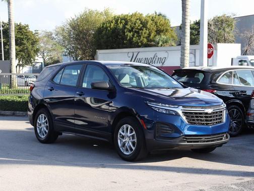 2023 Chevrolet Equinox LS