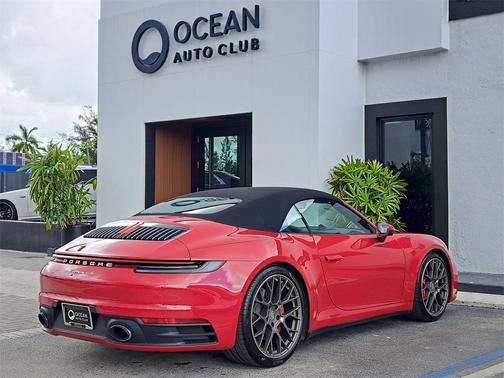 2023 Porsche 911 Carrera 4S Cabriolet