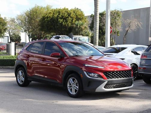 2022 Hyundai KONA SE