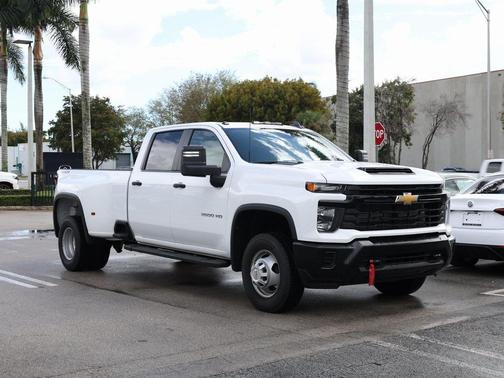 2025 Chevrolet Silverado 3500 WT