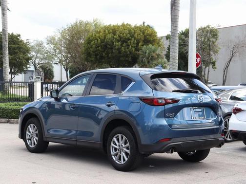 2023 Mazda CX-5 2.5 S Preferred Package