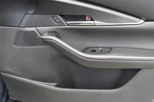 2025 Mazda CX-30 2.5 S Carbon Edition