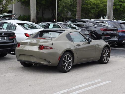 2023 Mazda MX-5 Miata RF Grand Touring