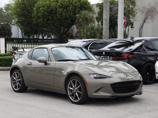 2023 Mazda MX-5 Miata RF Grand Touring