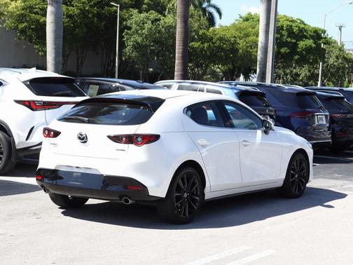 2023 Mazda Mazda3 AWD w/Premium Package