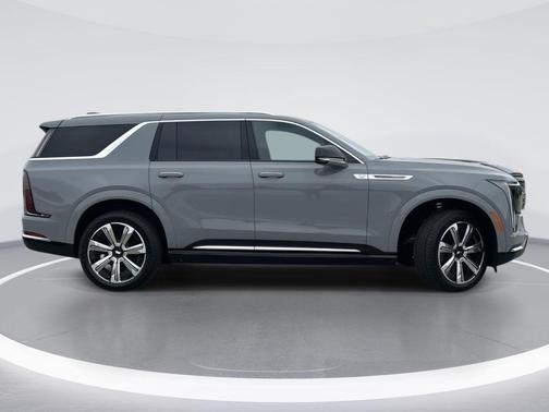 Luna Metallic 2026 Cadillac Escalade IQL Luxury