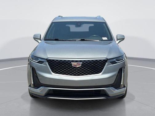 Argent Silver Metallic 2023 Cadillac XT6 Premium Luxury FWD