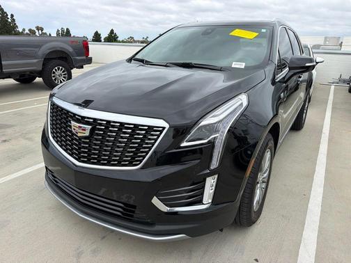 Black Metallic 2023 Cadillac XT5 Premium Luxury