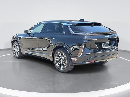 Stellar Black Metallic 2024 Cadillac LYRIQ Luxury