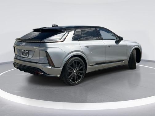 Argent Silver Metallic 2026 Cadillac LYRIQ V