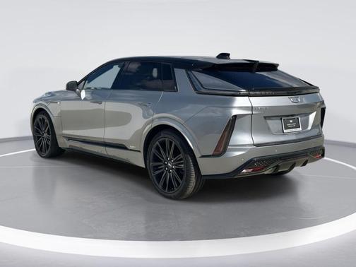 Argent Silver Metallic 2026 Cadillac LYRIQ V