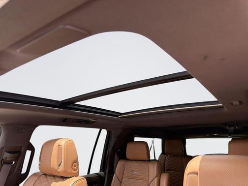Crystal White 2022 Cadillac Escalade ESV Sport