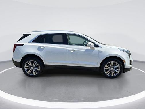 Crystal White Tricoat 2024 Cadillac XT5 Premium Luxury