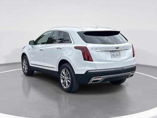 2022 Cadillac XT5 Premium Luxury