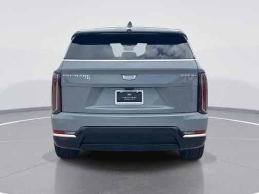 Luna Metallic 2026 Cadillac Escalade IQ Premium Luxury