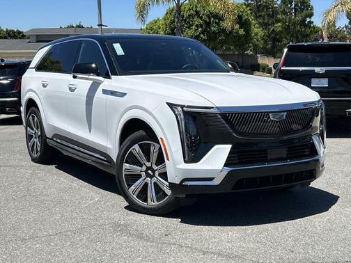 2025 Cadillac Escalade IQ Luxury 2