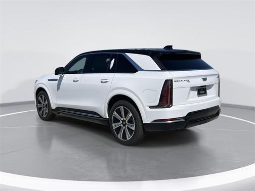 2025 Cadillac Escalade IQ Luxury 2