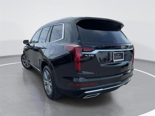 2025 Cadillac XT6 Premium Luxury FWD
