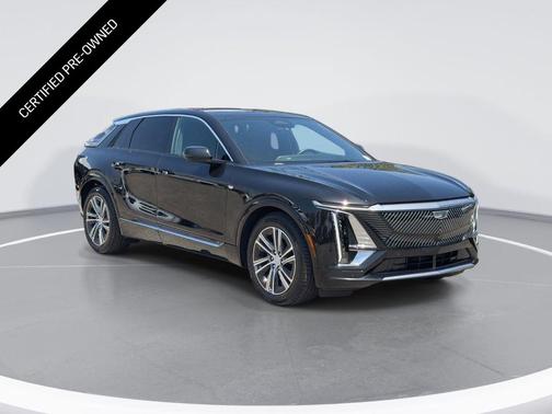 Stellar Black Metallic 2024 Cadillac LYRIQ Luxury