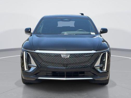 Stellar Black Metallic 2024 Cadillac LYRIQ Luxury