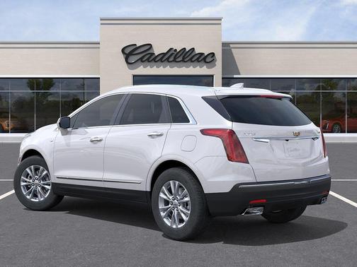 Crystal White Tricoat 2026 Cadillac XT5 Luxury