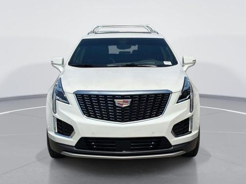 Crystal White Tricoat 2025 Cadillac XT5 Premium Luxury