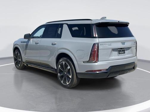 Luna Metallic 2026 Cadillac Escalade IQL Sport